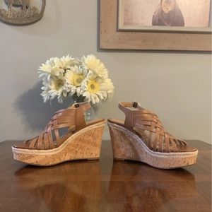 Franco Sarto women’s light brown wedges